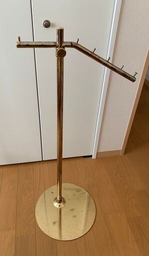 スチール製　コートハンガー　ポールハンガー　真鍮色　スタンド式　アンティーク風　底板直径350mm　高さ可変　950mm〜1750mm 中古