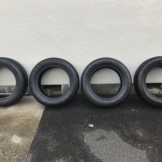 ブリザック　205/60R16 スタッドレスタイヤ