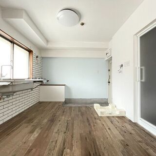 学芸大学駅【ヨーロッパのアパートメンツ】風リノベーション1DKマンションの画像