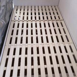 セミダブルマットレス　ベッドフレーム　マットレス　ベッド柵の画像