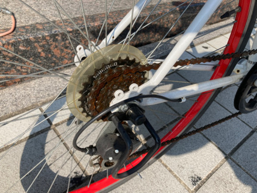 ロードバイクタイプ自転車