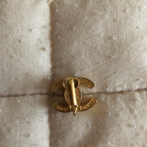 《商品》 CHANEL シャネル ココマーク ラインストーン イヤリング ハイブランド ブランド 両耳 レディース 正規品 ピアス 2084 ゴールド 金 シルバー 銀  刻印あり 2084