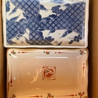 引き取り決定しました❗️和食器と花瓶差し上げますの画像