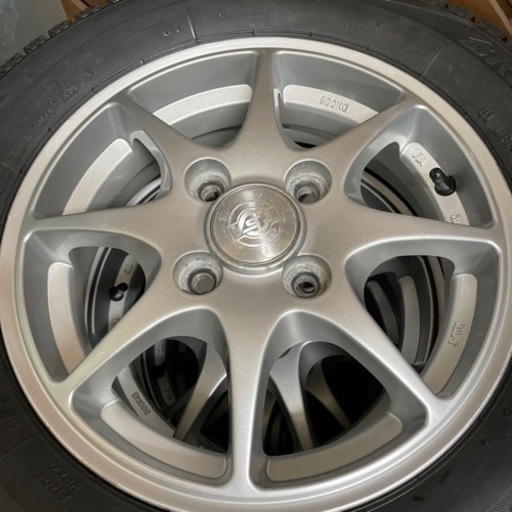 新品スタッドレス 155/65R13 と 中古アルミホイールで組みました