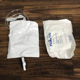 ⭕⭕⭕PH5/72　ASONE NAVIS 尿バッグ URINARY DRAIN BAG 2000ml THICKNESS 0.2mm 導尿 畜尿 10袋 まとめて⭕⭕⭕の画像