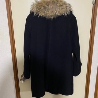 ファー付き冬物コートの画像
