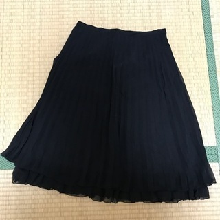 a.v.vスカートの画像