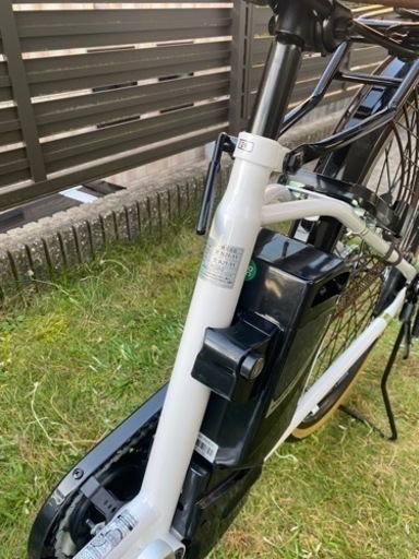 ほぼ新品の電動アシスト自転車。