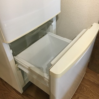 パナソニック　冷蔵庫 NR-B143W-W 138Lの画像