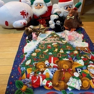 クリスマスグッズやぬいぐるみの画像