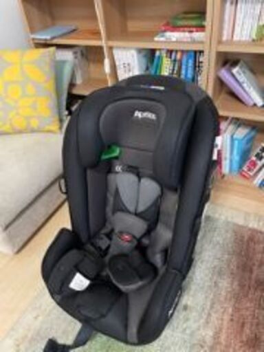 アップリカ　フォームフィット ISOFIX 360°セーフティー