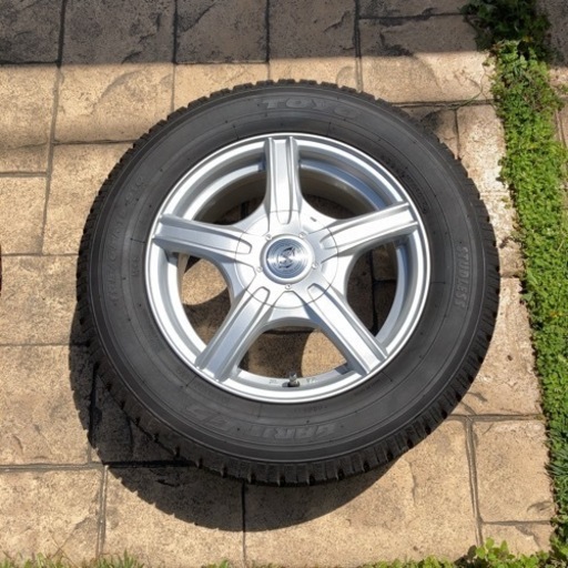 195/65/R15スタッドレスタイヤ・アルミホイール