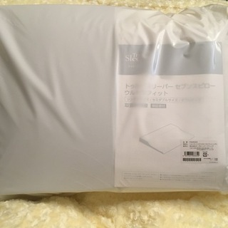 ☆受け渡し完了しました☆ 枕　新品・未使用　お値下げ^_^の画像