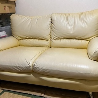 200円　ソファー(2人用)の画像