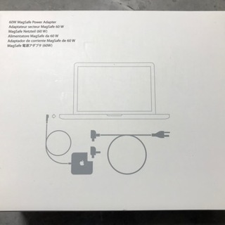 ※値下げしました！【Apple 純正】60W MagSafe Power Adapter 【美品です】の画像