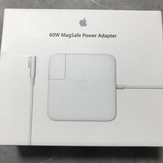 ※値下げしました！【Apple 純正】60W MagSafe Power Adapter 【美品です】の画像