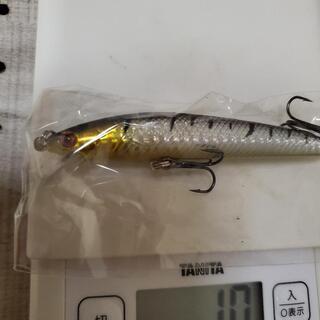 【新品】ミノー　ルアー　シーバス　海釣り　釣り