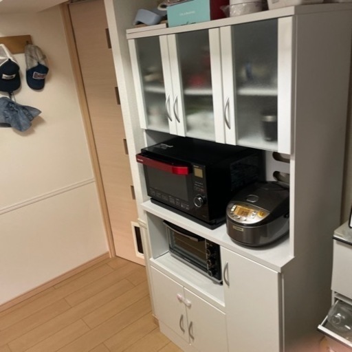 決定してます！食器棚