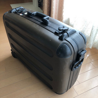 レトロなスーツケース
