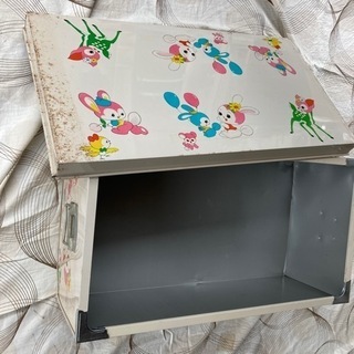 金丸製缶謹製　昭和レトロ　ブリキ衣装ケース　バンビ　ウサギ柄　ジャンク品の画像