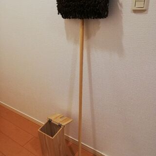 【無料】モップとモップ収納の画像