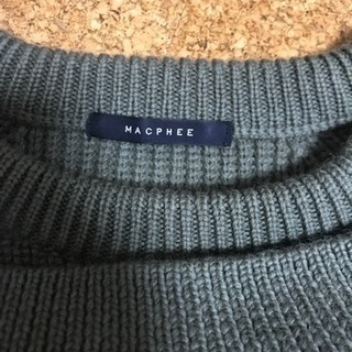 MACPHEE カーキ　ニットの画像
