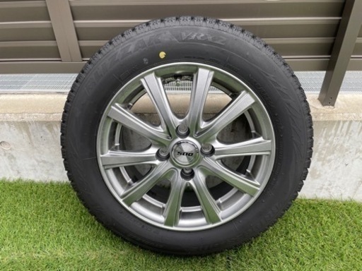 スタッドレスタイヤ　BLIZZAK VRX2（ホイール付き）