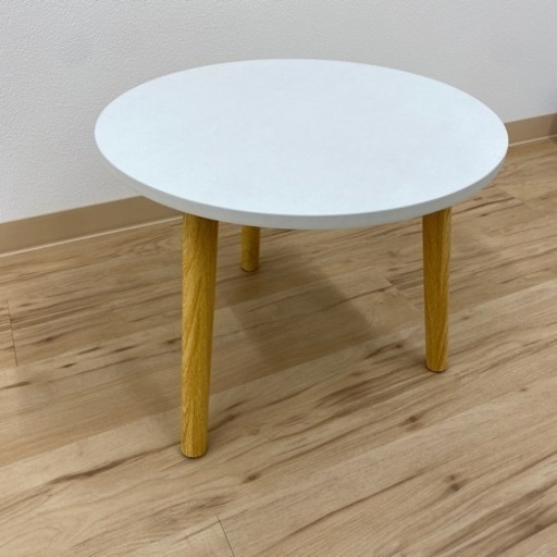 使い勝手の良いミニテーブル！