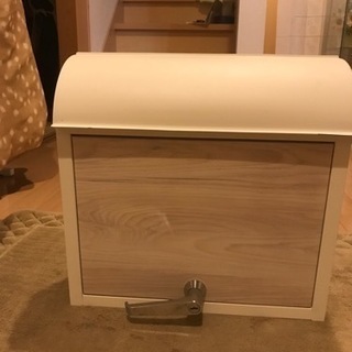 木目調おしゃれ郵便ポスト売ります。