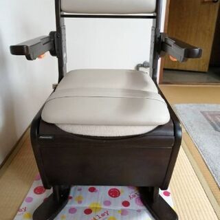 Panasonic  家具調ポータブルトイレ