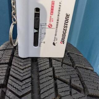 商談中145/80ｒ13スタッドレスタイヤ.ブリヂストンVRX145/80R13の画像