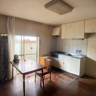 中古２階建６LDK /結城郡八千代町 − 茨城県