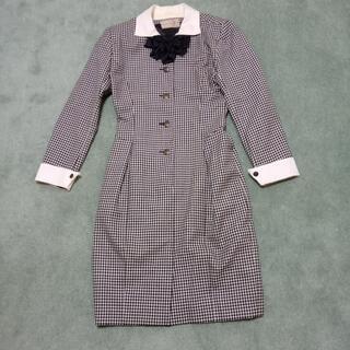 長袖ワンピースの画像