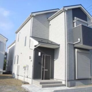 築浅戸建て【駐車場付き】賃料11万円台という選択