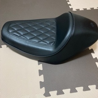 ハーレー　スポーツスター　XL 純正シート 