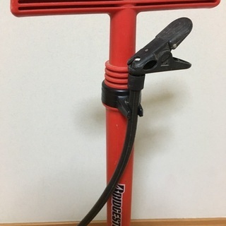 無料自転車空気入れ