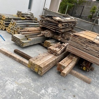 ⚠️型枠解体従業員募集⚠️の画像