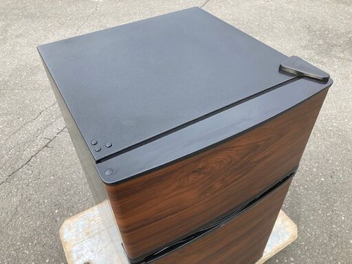 札幌★TOHOTAIYO 木目パネル 19年製 小型サイズ 2ドア冷凍冷蔵庫 90L ◆ TH-90L2 コンパクトで置けちゃう 左右ドア変換