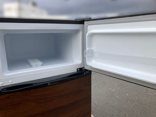 札幌★TOHOTAIYO 木目パネル 19年製 小型サイズ 2ドア冷凍冷蔵庫 90L ◆ TH-90L2 コンパクトで置けちゃう 左右ドア変換