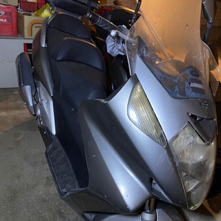 ビッグスクーター　シルバーウィング　600cc PF01 ガンメタ