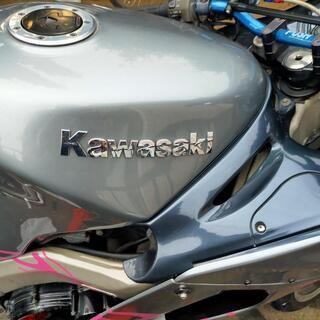 カワサキのzzr1100ccの画像