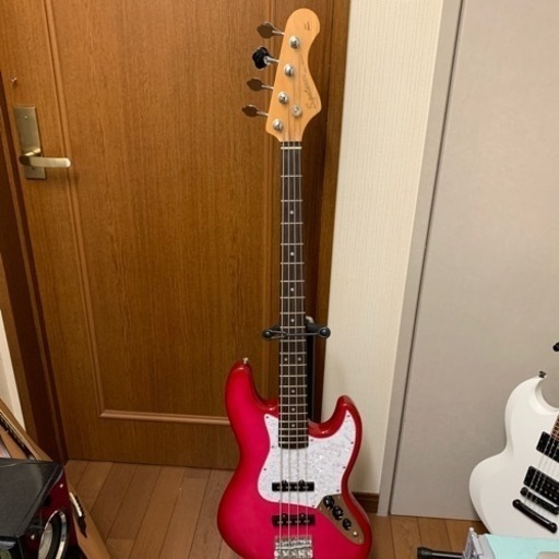 超美品パンチのあるピンクカラー★ ジャズベース