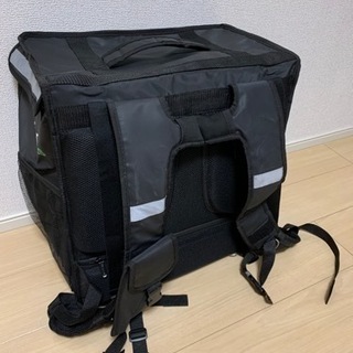 ウーバーイーツバックの画像