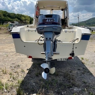 プレジャーボート、トレーラー付きの画像