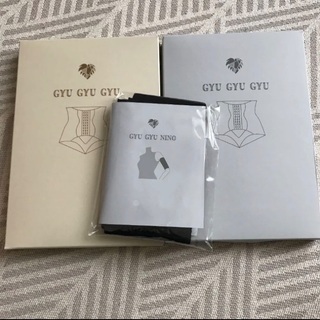 ギュギュギュ M （黒•ベージュ）+ギュギュ　ニノ