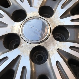 【取引完了】スタッドレスタイヤ　4本セット　アルミホイール 16インチ　これからの季節にの画像