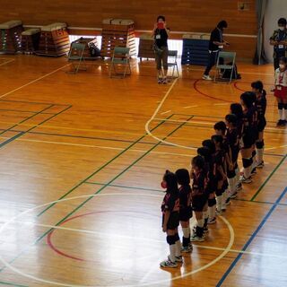 『鶴間J.V.C』南町田グランベリーパーク駅そばで小学生の女子バ...