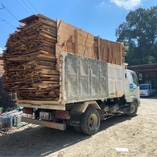 FUSO 8 TON の画像