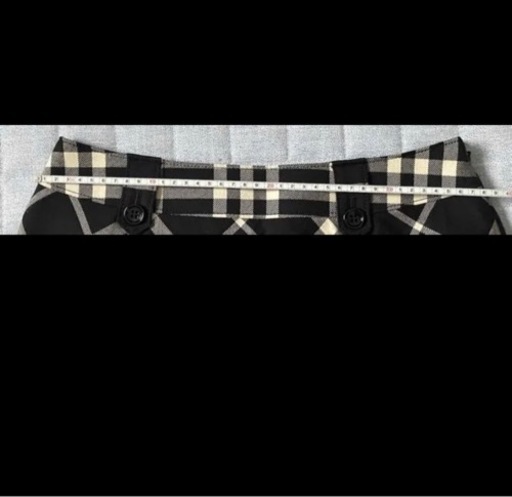 BURBERRY LONDON  黒白ノバチェックスカート