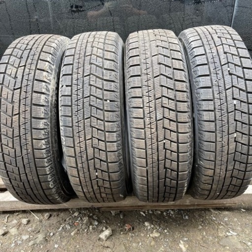 極上タイヤ　YOKOHAMA IG60 175/65R15 スタッドレス  タイヤ　2018年製
